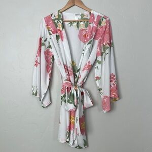 Plum Pretty Sugar Floral Robe